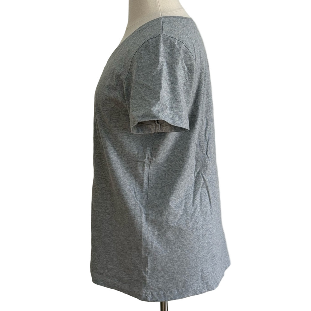 All-American Classic Gray V-Neck Women's Tee size 1x - Picture 2 of 6